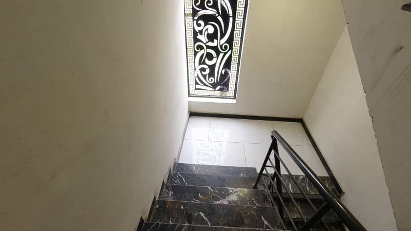 PORTION FOR SALE GULSHAN E IQBAL BLOCK-5 18