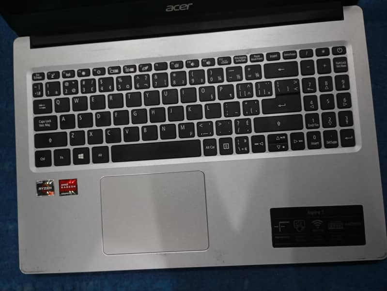 Acer Aspire with Graphic card(urgent sale) 4