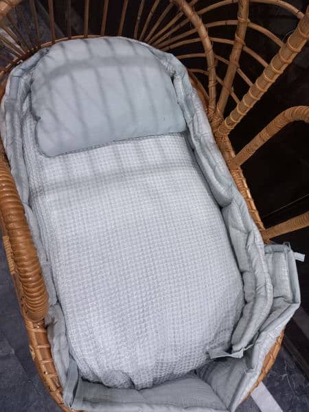 baby rattan cot 3