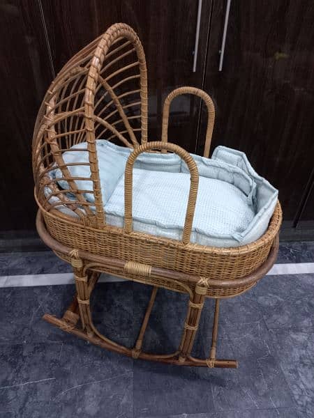 baby rattan cot 4