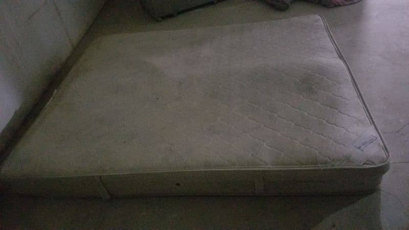 Diamond Mattress Queen Size 9