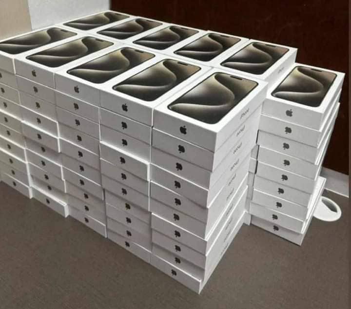 All series apple I phone available on instalment Whatsap 3282968949 12