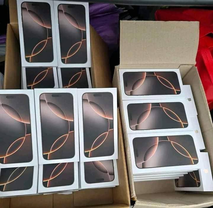 All series apple I phone available on instalment Whatsap 3282968949 13