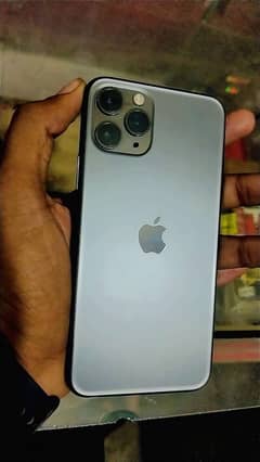 i phone 11 pro 0