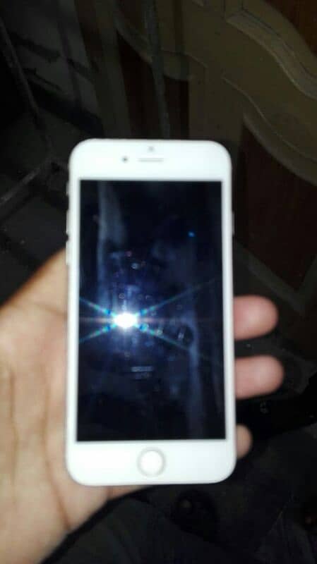 i phone 6 silver 16 GB pta 4