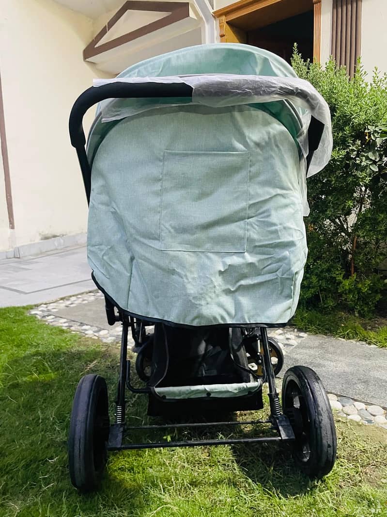 ZHIYU TONG Baby stroller for sale in good condition 5