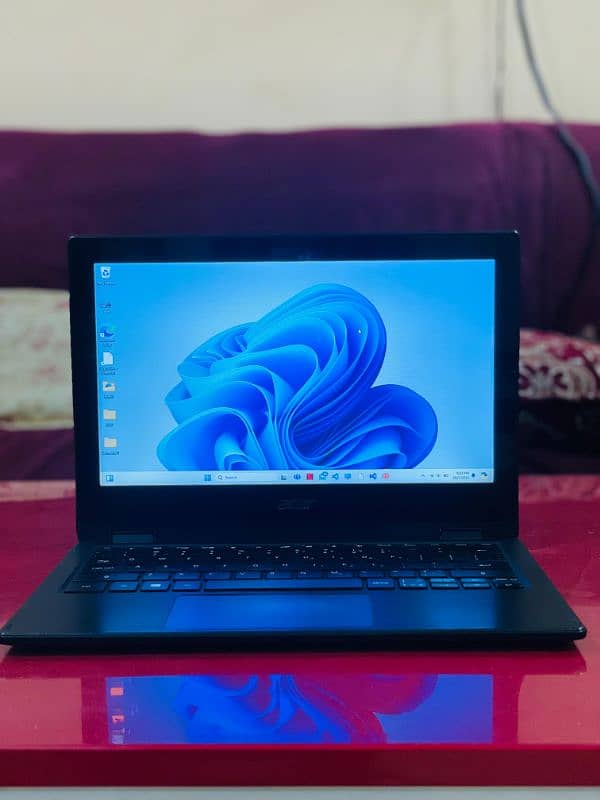 Acer Spin One Laptop - 360 rotation - Touch LCD 0