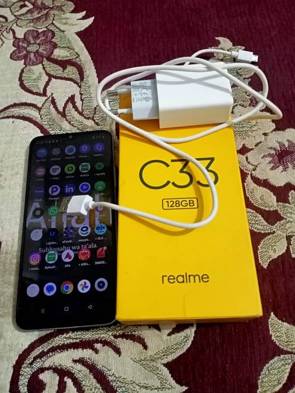 Realme C33 1