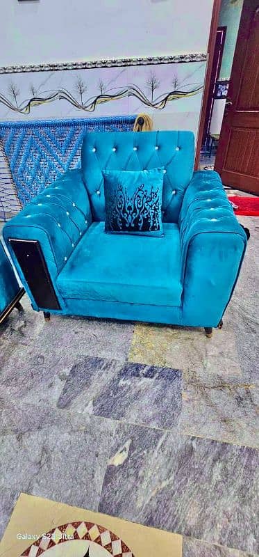 nevi Blue sofa set, chinyoti style. 1