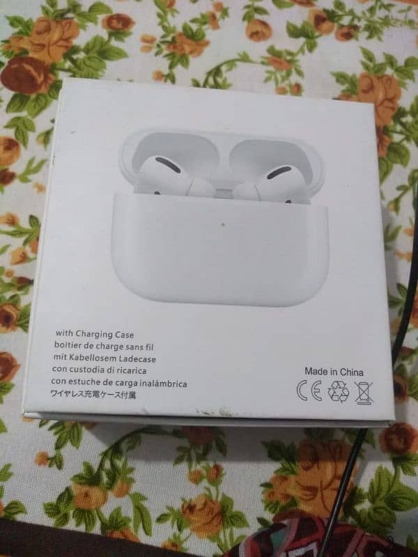 power bank/Air pods 4