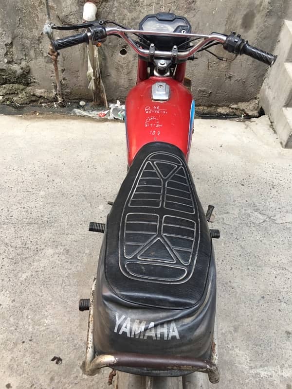 Yamaha bike just rough condition 4