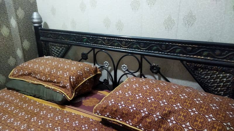 bed with mattress 3