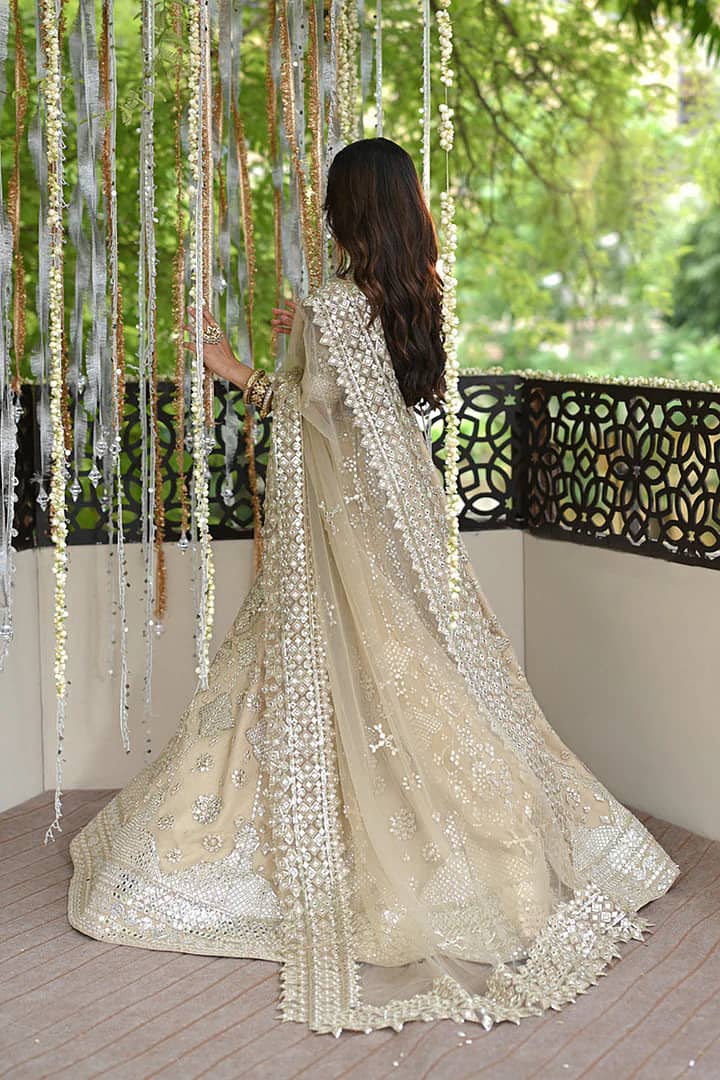 https://sadaatsilko. com/products/qalamkar-wedding-formal-%D8%B3%D9%86 2