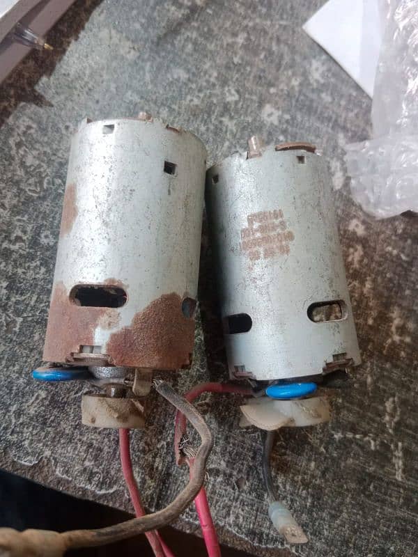 12 Volt DC Soler motor ‏ import from England 7