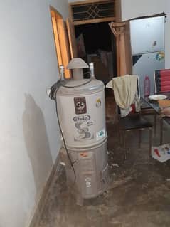 electric and gas  geyser available for sale