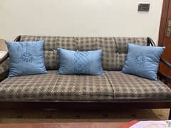 5 seater Sofa Condition 8/10