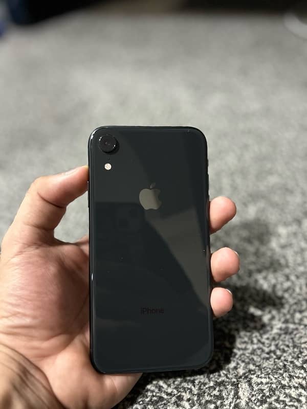 IPHONE XR 5