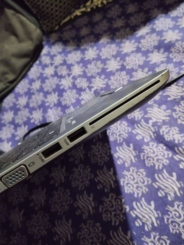 HP laptop 11