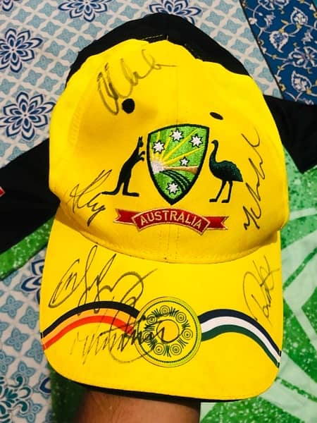 Australia cap Melbourne Stars Shirt With Australian Players Signature 7