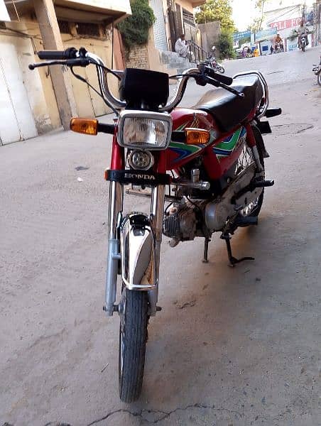 Honda 70 CD Argent for Sale Model 2018 2