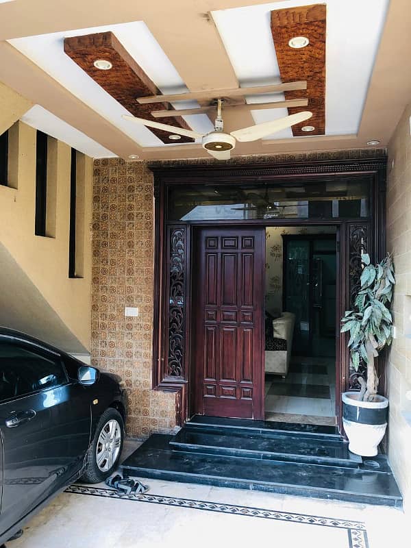 8 Marla Luxury House For Rent 2