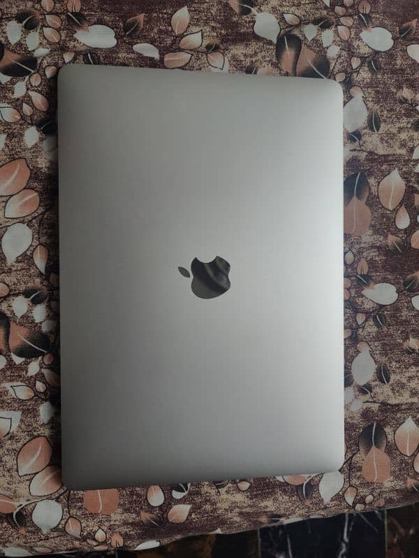 Mac Book 1