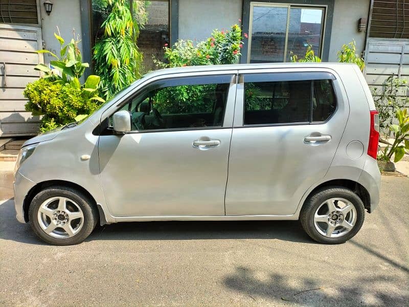 Suzuki Wagon R japanese 2014 5