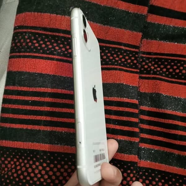 iPhone11 jv 64 gb seel pack 1