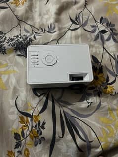 led projector only two weeks used