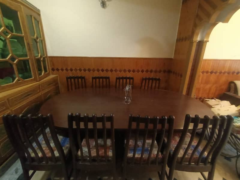 8 seater Dinning Table 0