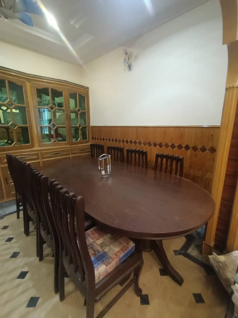 8 seater Dinning Table 1