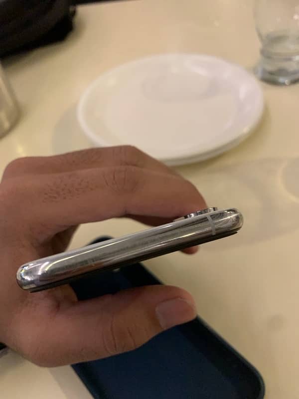 Water Pack Genuine Iphone Xs silver 2