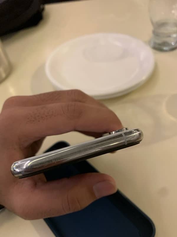 Water Pack Genuine Iphone Xs silver 3