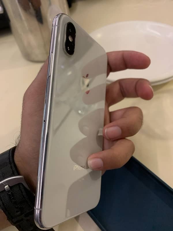 Water Pack Genuine Iphone Xs silver 6