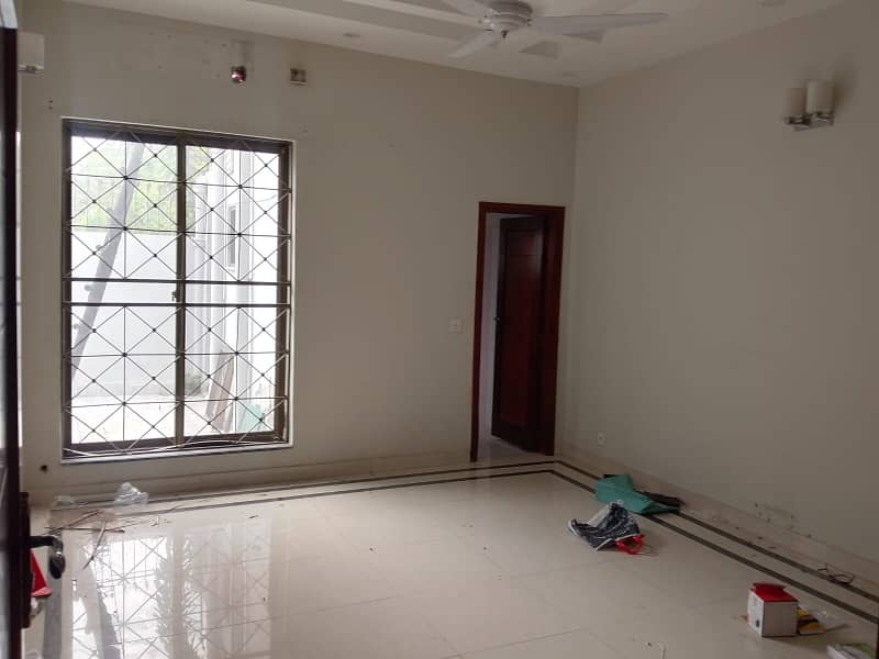 20 MARLA DOUBLE STORY HOUSE AVAILBLE FOR RENT FOR SOFTWARE OFFICE USED 12