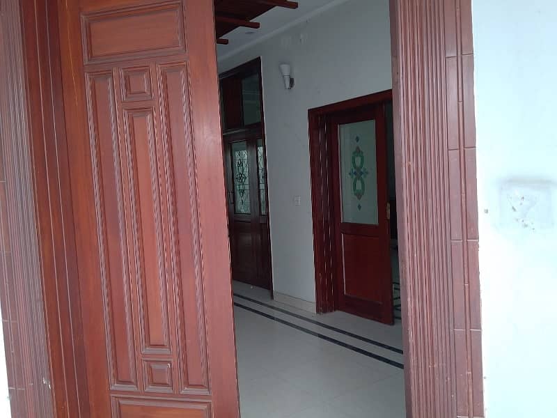 20 MARLA DOUBLE STORY HOUSE AVAILBLE FOR RENT FOR SOFTWARE OFFICE USED 13