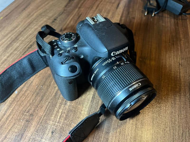 Canon 750D with Kit Lens - Like New Condition 5