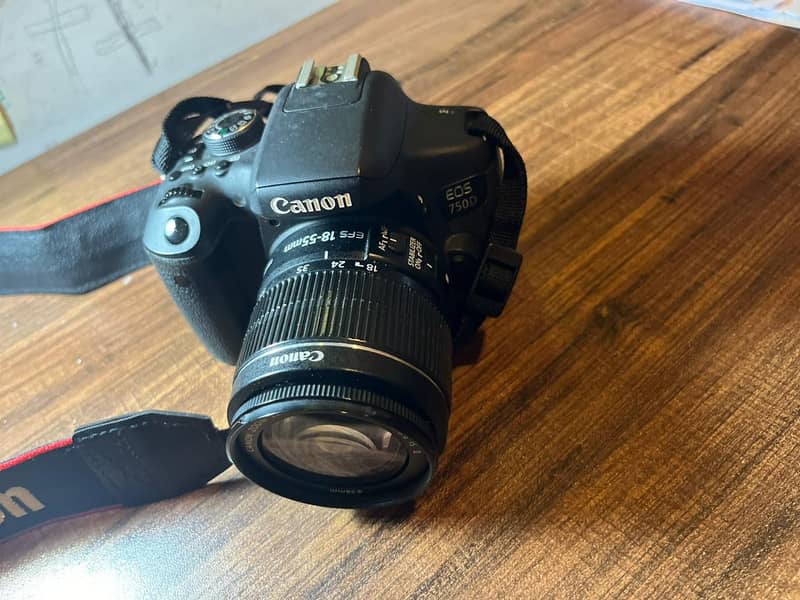 Canon 750D with Kit Lens - Like New Condition 6