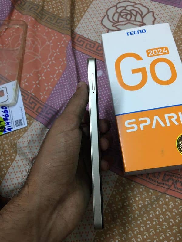 Tecno Spark Go 2024 4