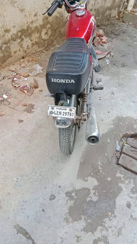 Honda 125 gOod condition all Ok 2014 model 3