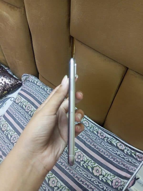 IPHONE X 256 GB NON PTA 1