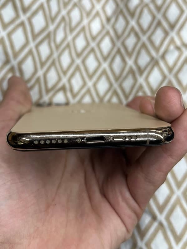 IPHONE 11 PRO 256GB 5