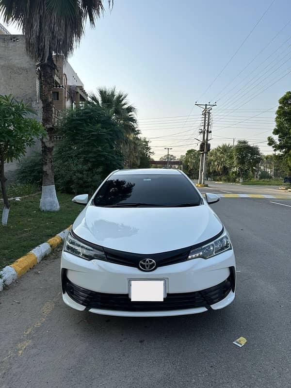 Toyota Corolla Altis 2018 4