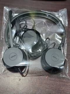 Jabra Evolve 20 Ms Noise Cancelation USB Headset for Calling.