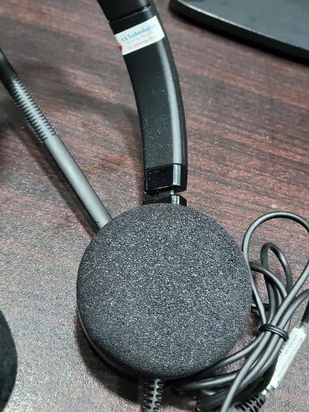 Jabra Evolve 20 Ms Noise Cancelation USB Headset for Calling. 5