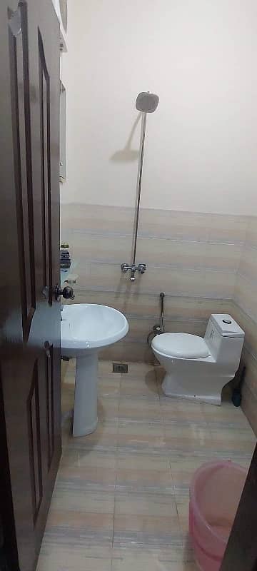 Double bed non-furnished flat available for rent 2