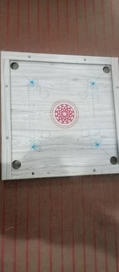 Like new carrom board . 0