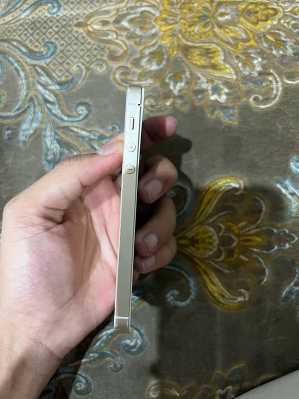 iphone se 1st gen PTA APPROVED 4