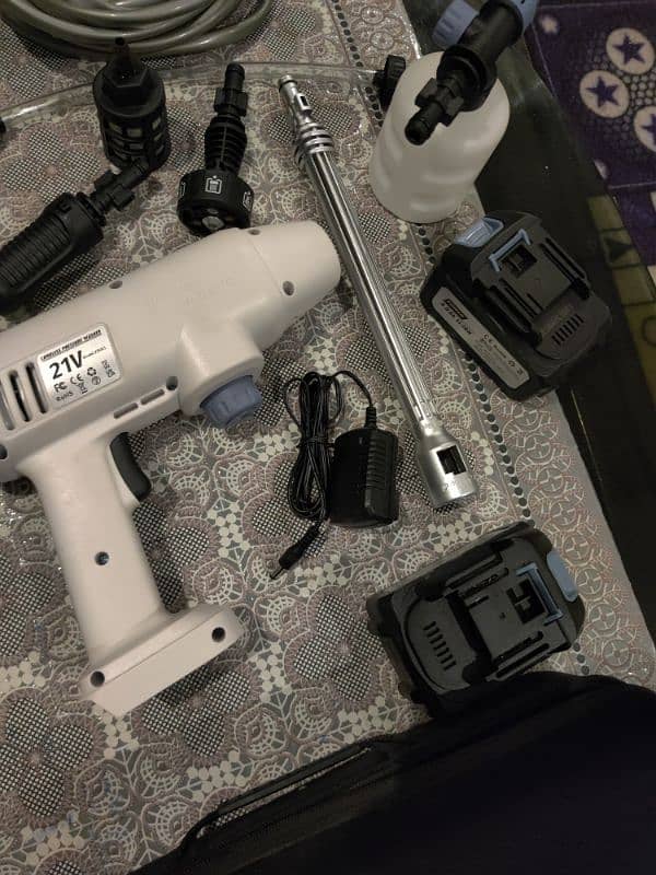 cordless car washer machine and foam gun 13