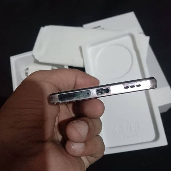 OPPO Reno 12 F 8/256 4